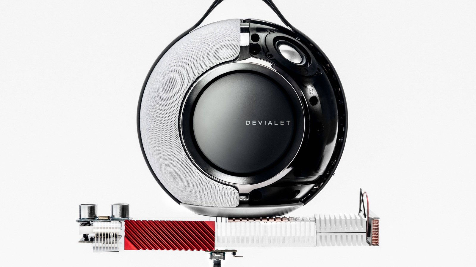 Devialet Phantom Ultimate et Mania : le son haut de gamme français