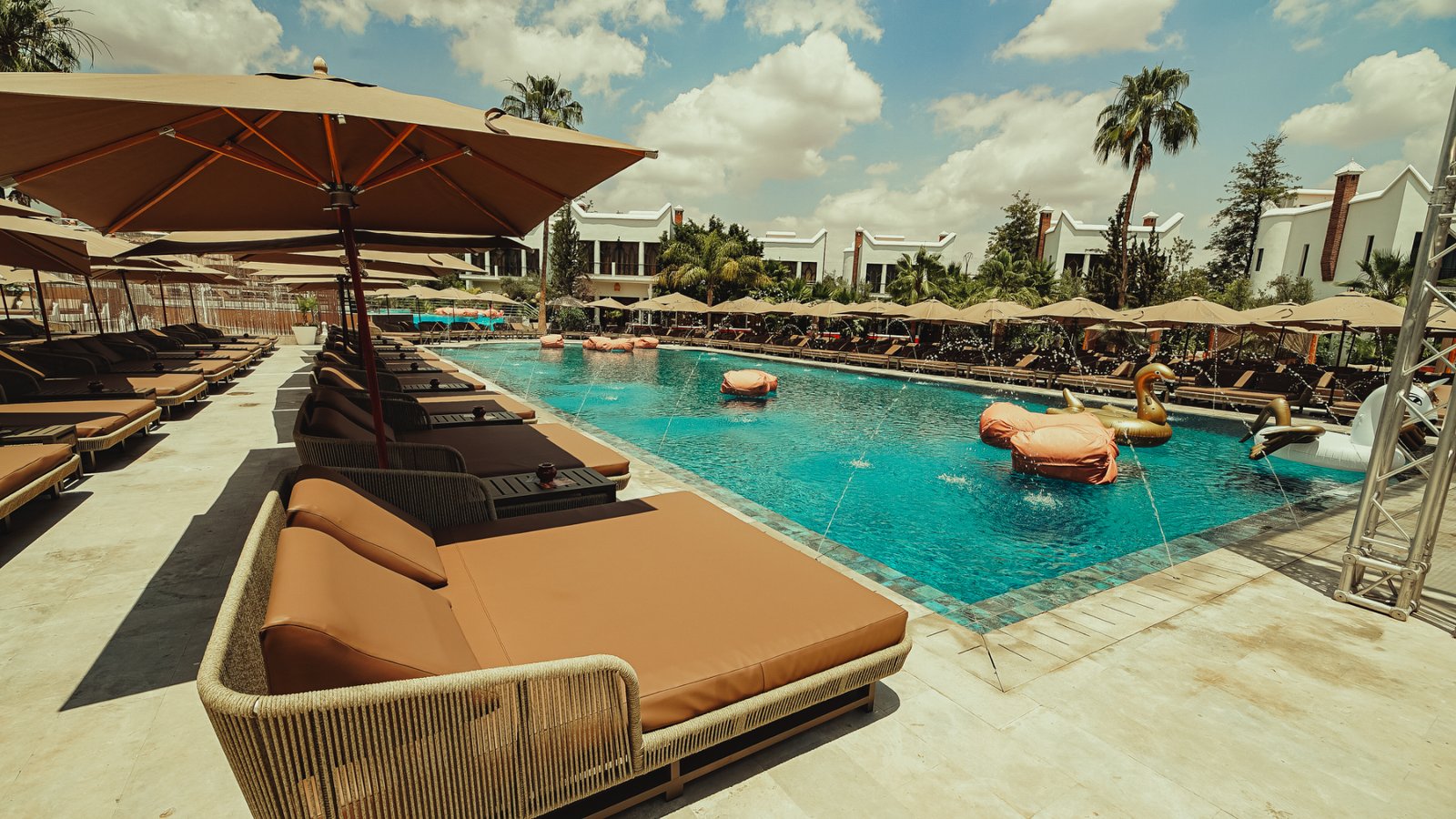 Les grands beach clubs de Marrakech, pour une journée de fête
