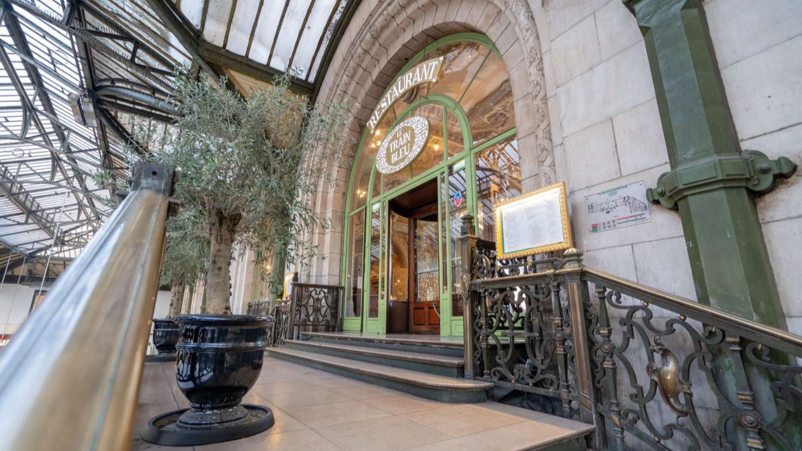 Le Train Bleu, Paris : la salle Belle Époque de la gare de Lyon