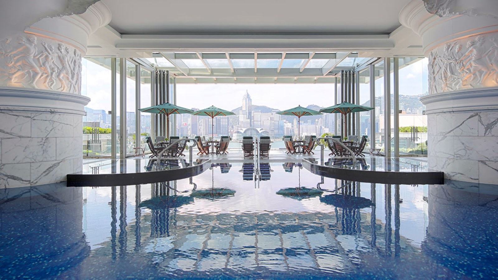 The Peninsula Hong Kong : la chambre côté port justifie-t-elle 400 € de plus