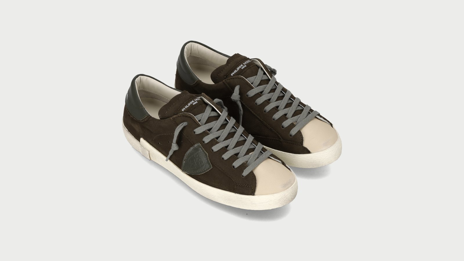 Philippe Model : la sneaker au blason de Paris, faite en Italie