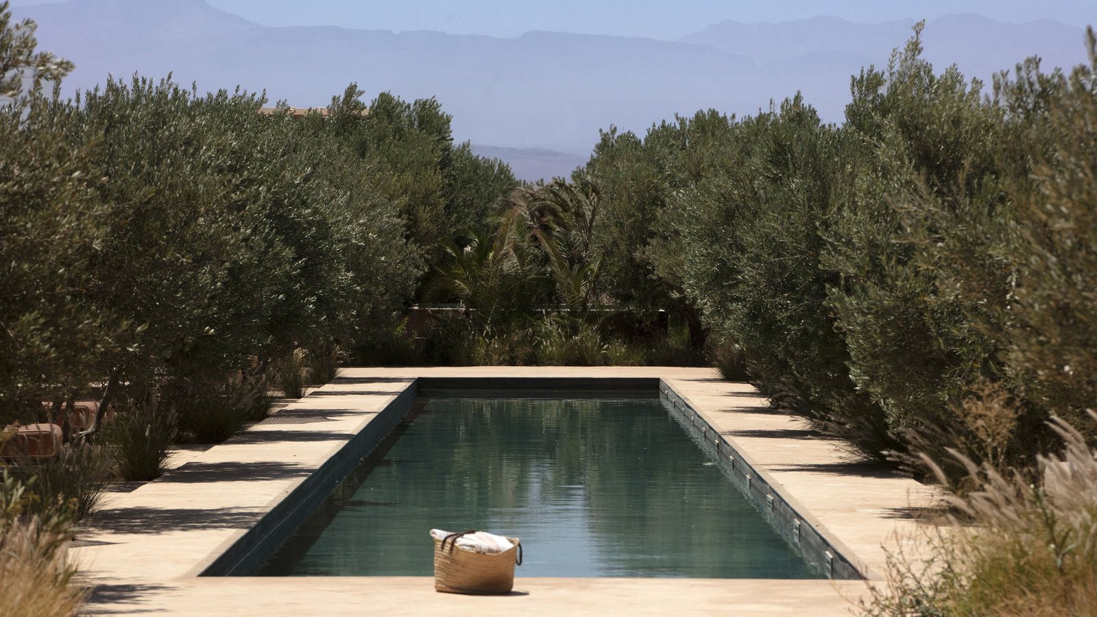 Cinq pool clubs chics à Marrakech, loin des mastodontes