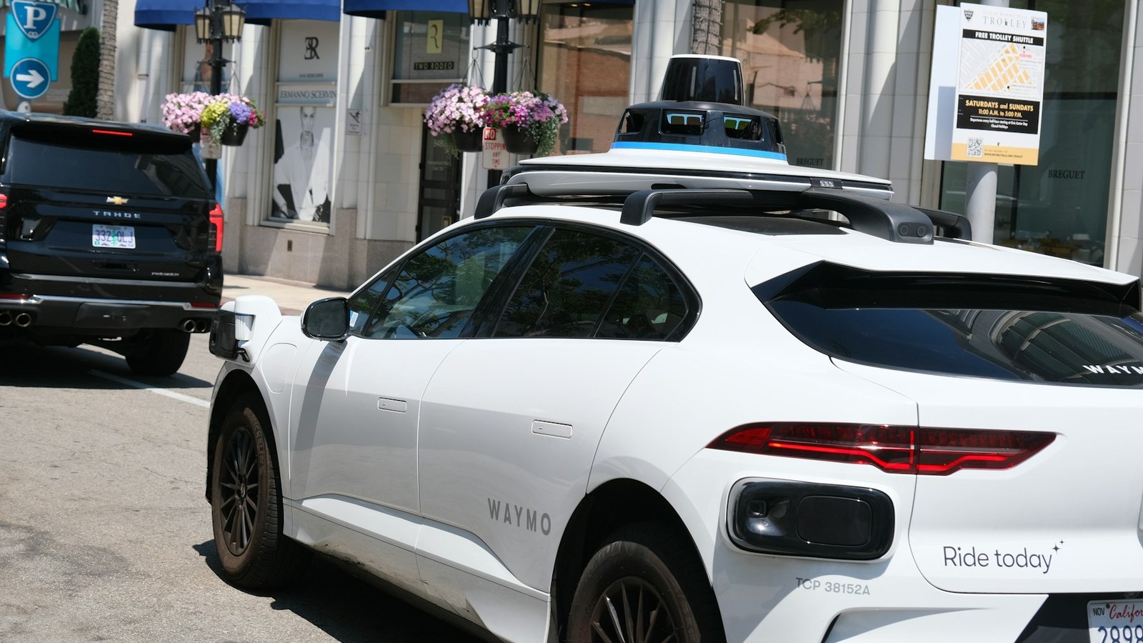 Waymo à Los Angeles : ce que le robotaxi couvre vraiment, et pourquoi il s'arrête avant LAX