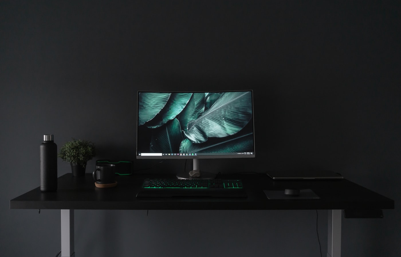 Illustration, Bureau & Setup